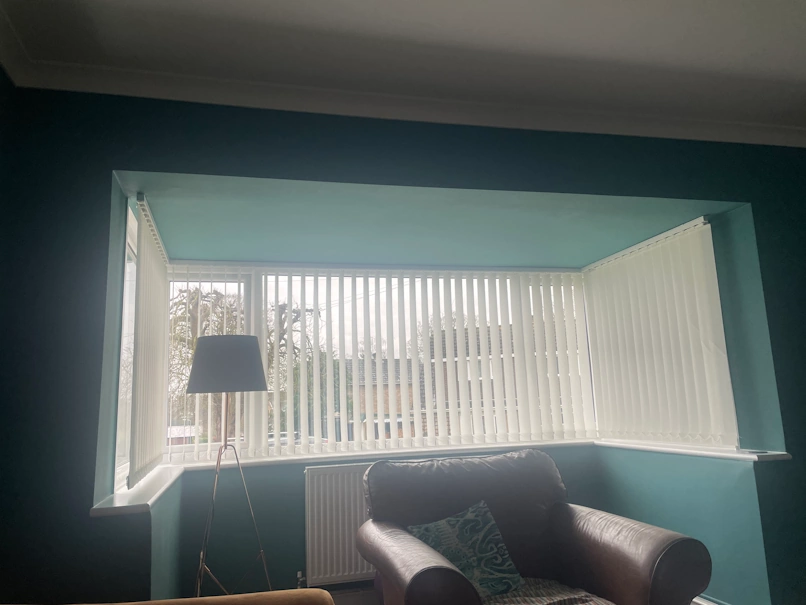 Best Bay Window Curtain Tracks for DIY Fitting 7 Before image