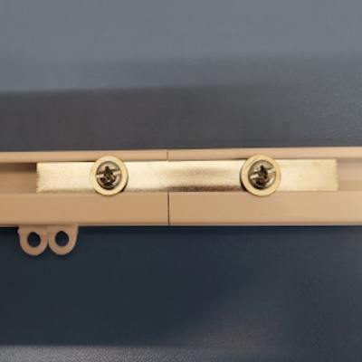 Regular track joining splice