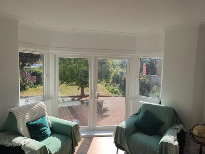 My bay window looks a different shape at the top than the bottom?